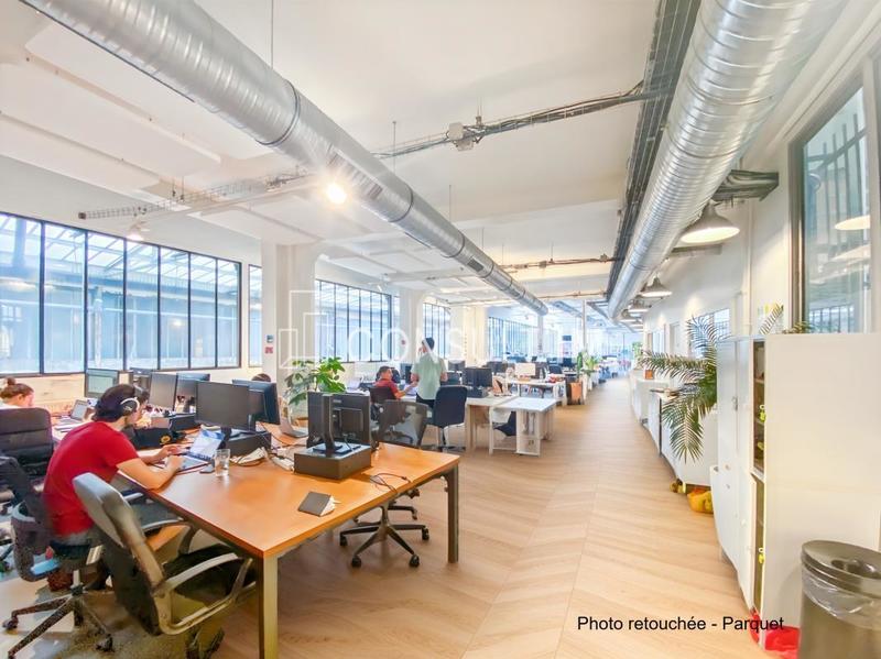 Bureau - 595 m²