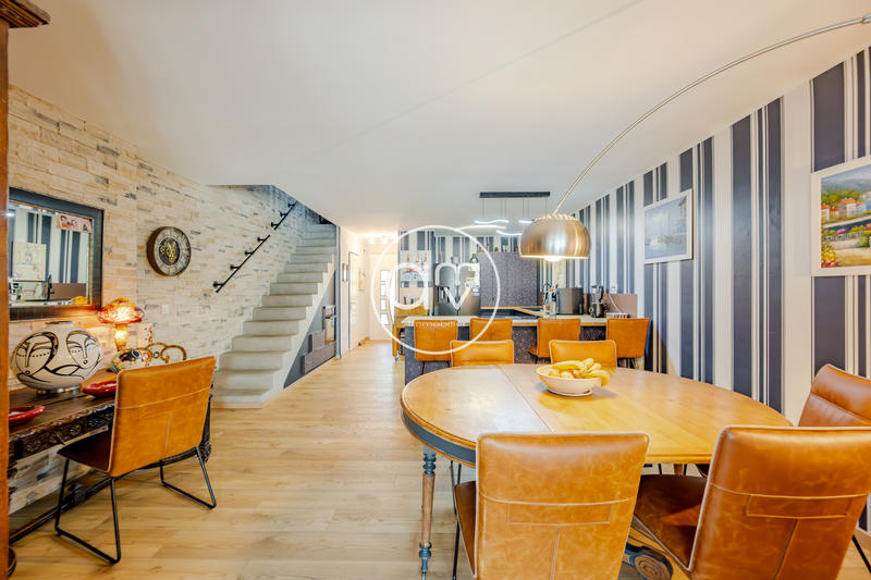 Maison - 85 m² - 3 pièces