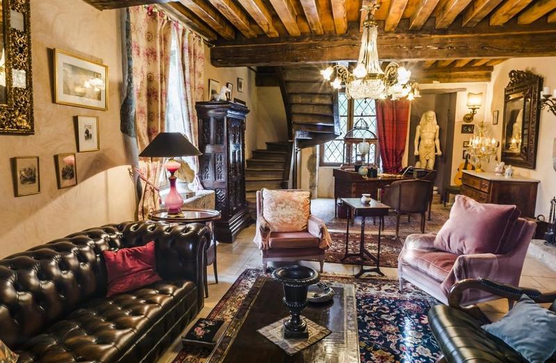 Demeure - 535 m² - 10 pièces