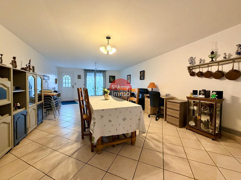 Maison - 104 m² - 4 pièces