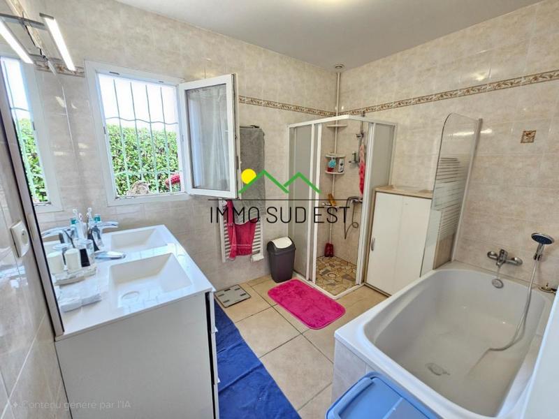 Maison - 93 m² - 5 pièces