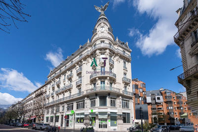 Appartement - 116 m² - 4 pièces