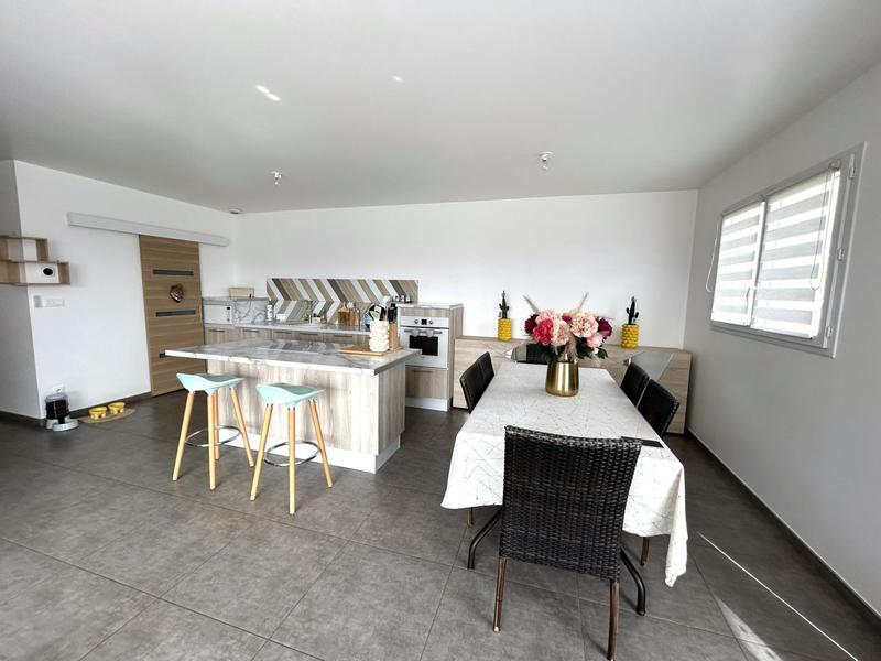 Maison - 91 m² - 4 pièces