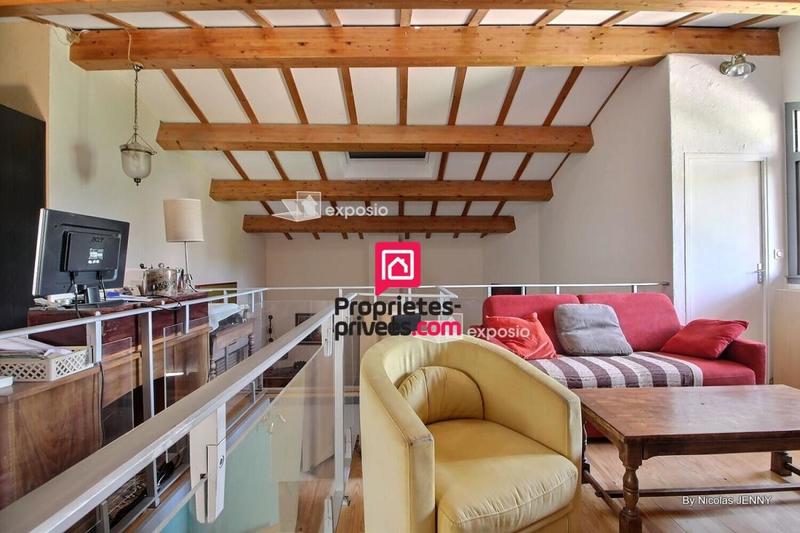 Maison - 227 m² - 6 pièces