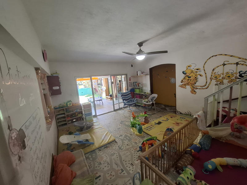 Maison - 120 m² - 9 pièces