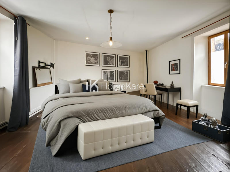 Maison - 180 m² - 6 pièces