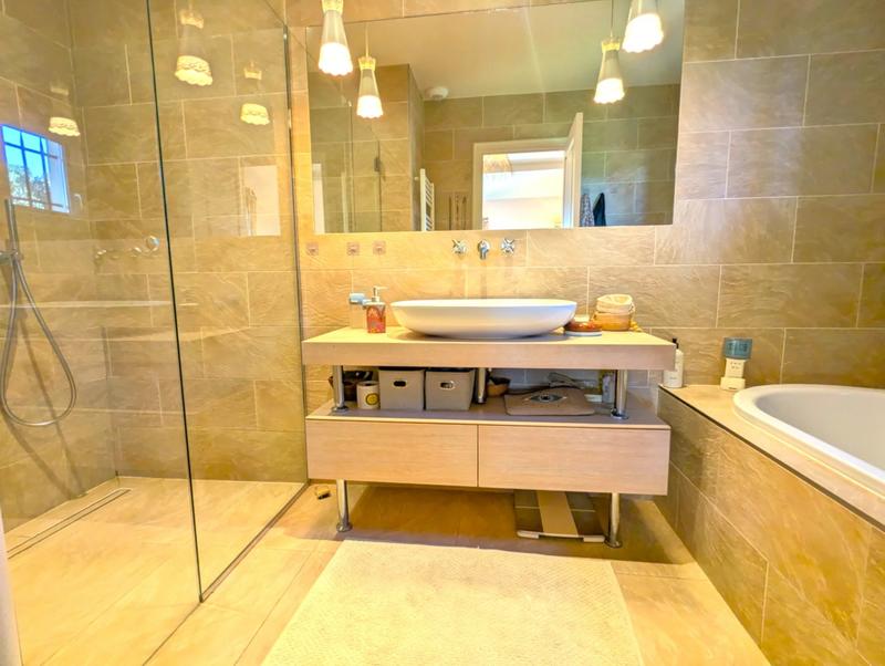 Villa - 185 m² - 5 pièces