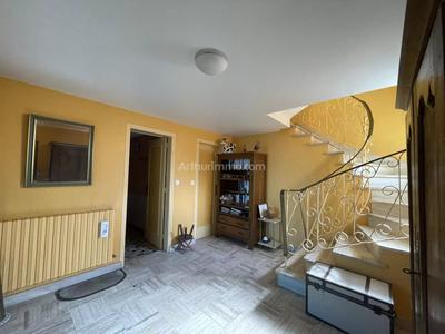 Maison - 151 m² - 7 pièces