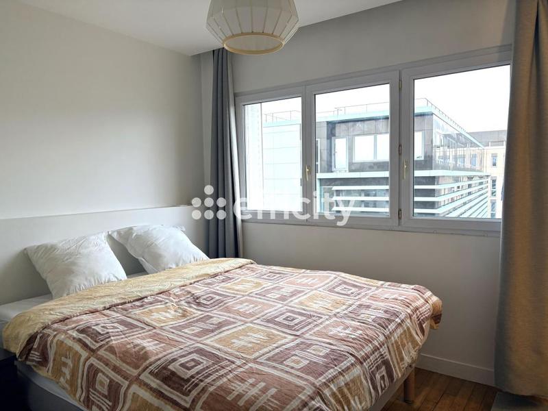 Appartement - 100 m² - 4 pièces