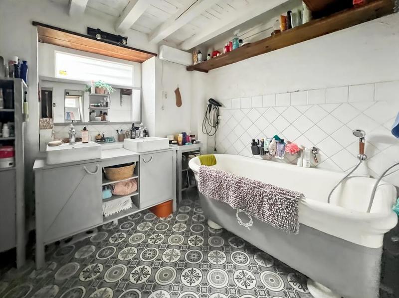 Maison - 198 m² - 6 pièces