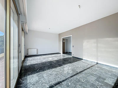 Appartement - 106 m² - 4 pièces