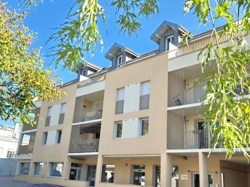 Appartement - 70 m² - 3 pièces