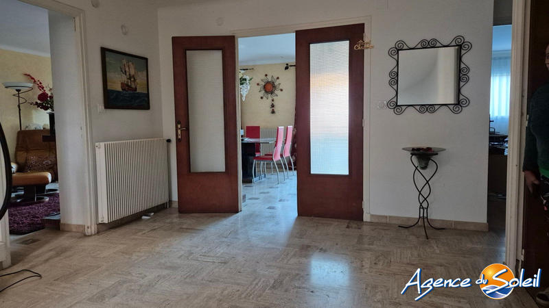 Maison - 272 m² - 8 pièces