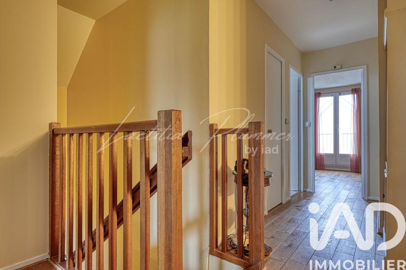 Maison - 200 m² - 7 pièces