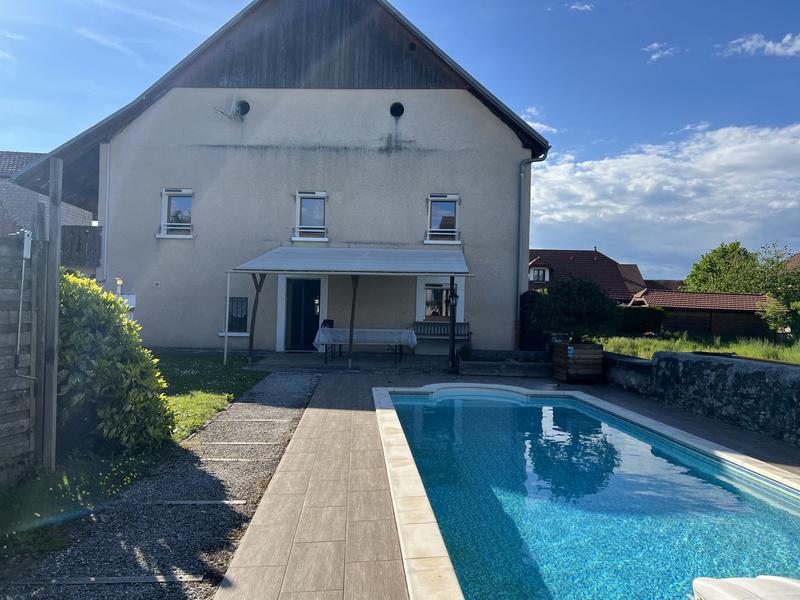 Maison - 168 m² - 6 pièces