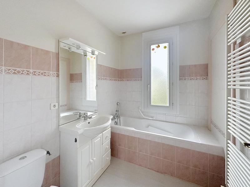 Maison de ville - 136 m² - 6 pièces