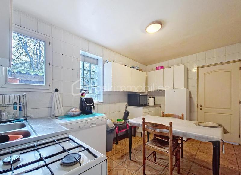 Pavillon - 142 m² - 6 pièces