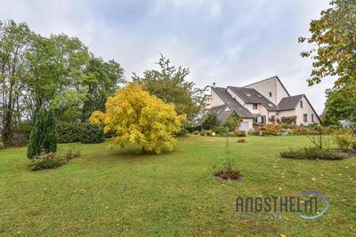 Villa - 385 m² - 12 pièces