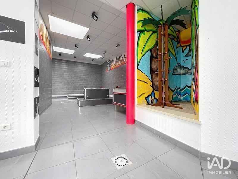 Local commercial - 638 m²
