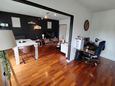 Appartement - 94 m² - 4 pièces