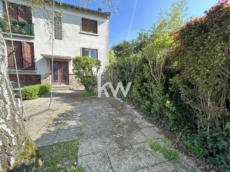 Immeuble - 87 m² - 2 pièces