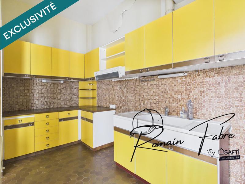 Maison - 397 m² - 14 pièces