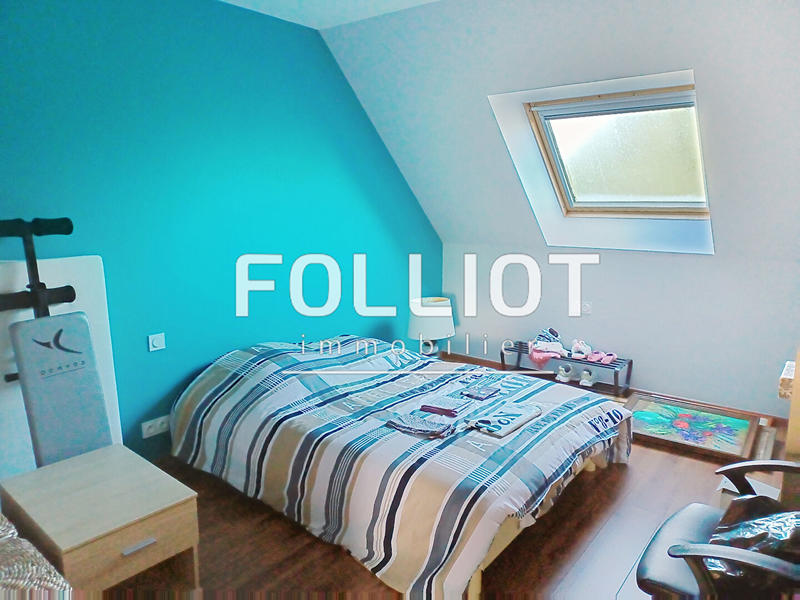 Maison - 245 m² - 9 pièces