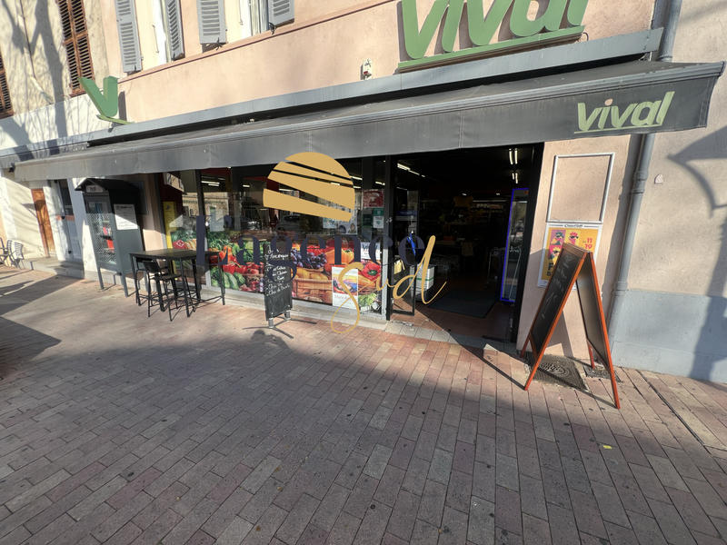 Fonds de commerce - Magasins - 150 m²