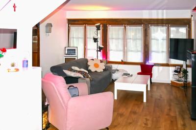 Maison - 100 m² - 7 pièces