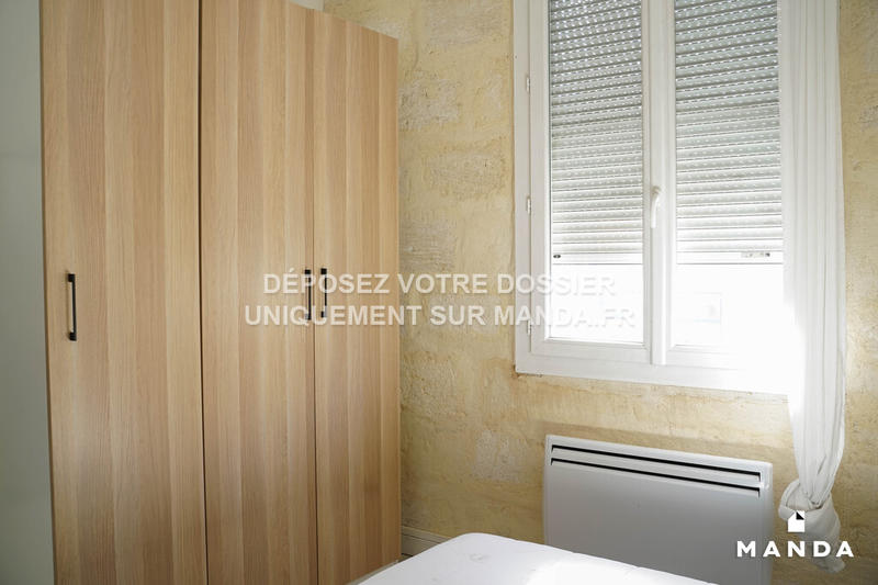 Chambre - 9 m² - 4 pièces