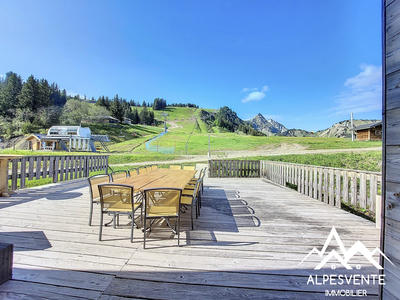 Maison - 179 m² - 8 pièces