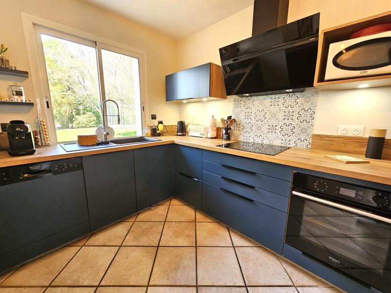 Maison - 167 m² - 8 pièces