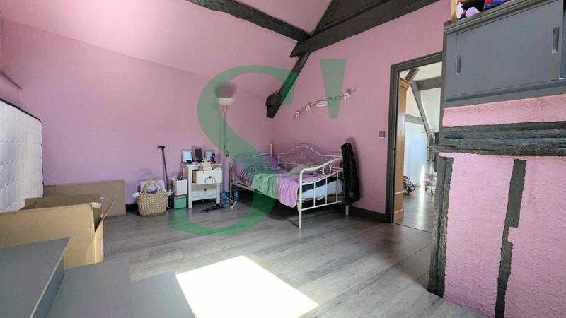 Maison - 141 m² - 8 pièces