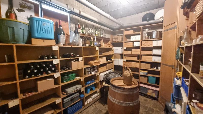 Maison - 210 m² - 6 pièces