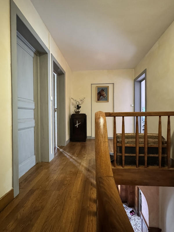 Maison - 224 m² - 10 pièces