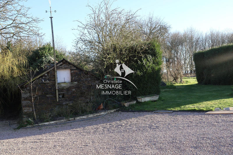 Maison - 210 m² - 8 pièces