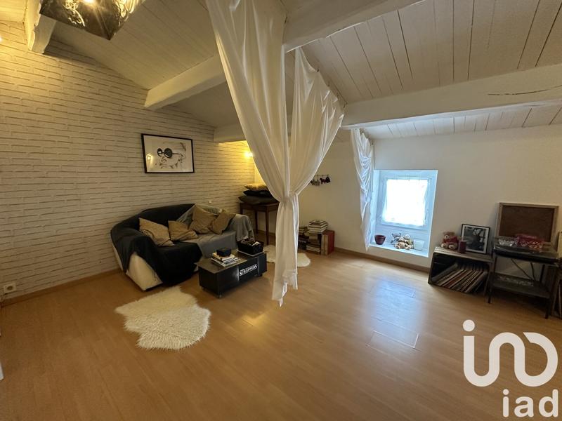 Maison - 209 m² - 8 pièces