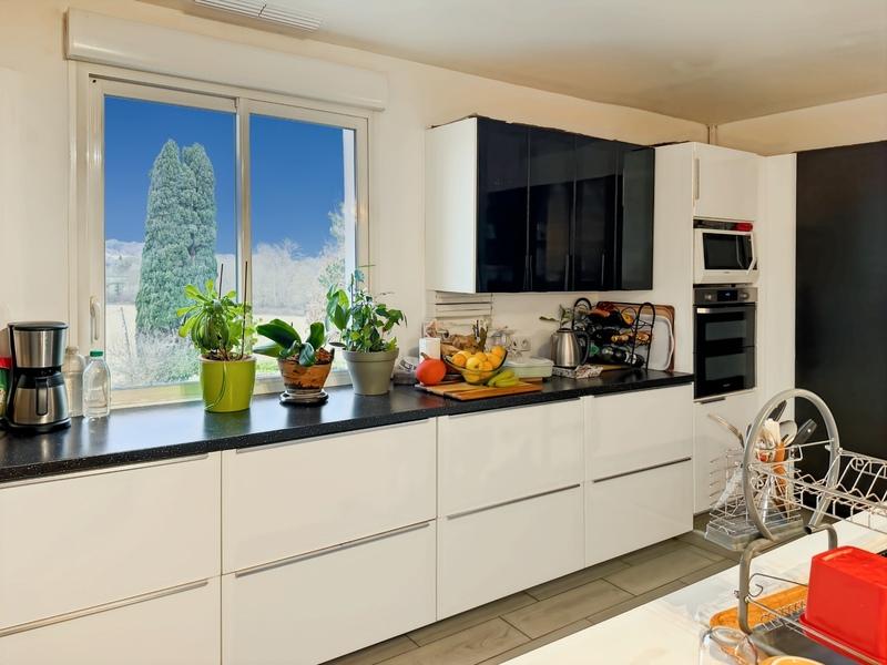 Maison - 196 m² - 8 pièces