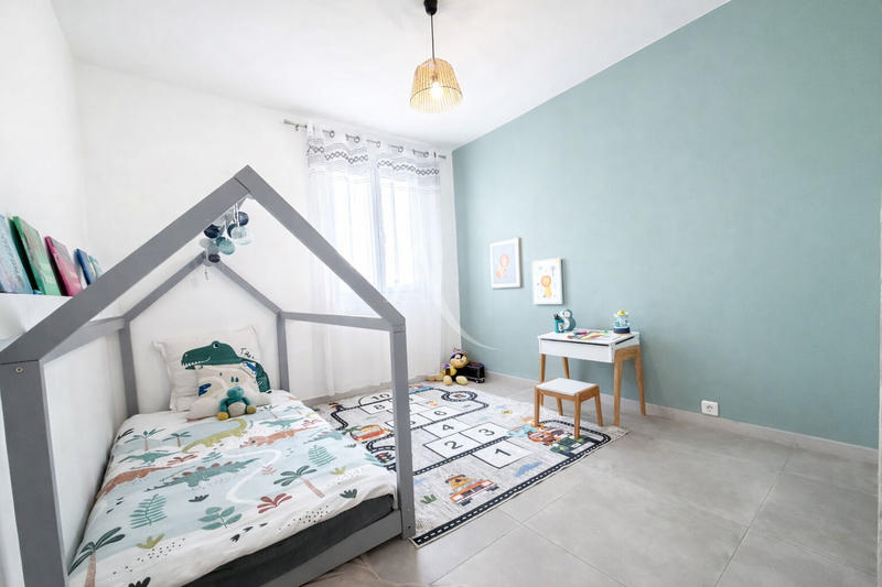 Appartement - 104 m² - 4 pièces