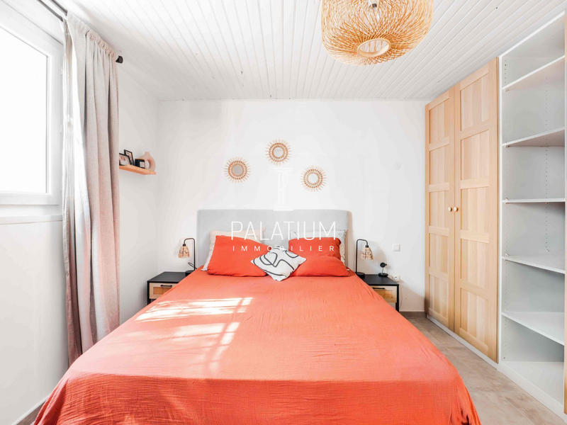 Maison - 210 m² - 8 pièces