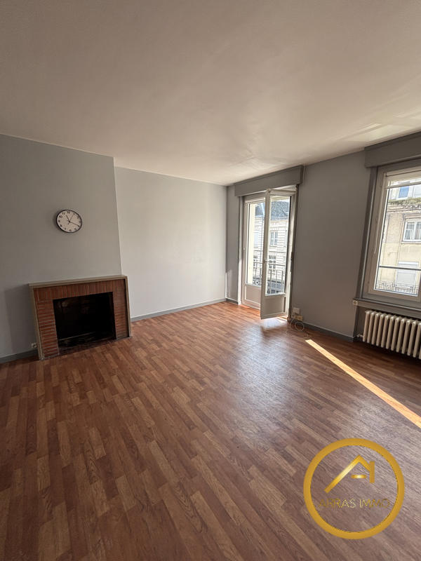 Appartement - 55 m² - 5 pièces