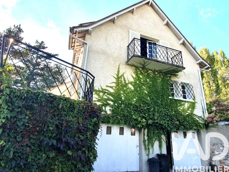 Maison - 162 m² - 6 pièces