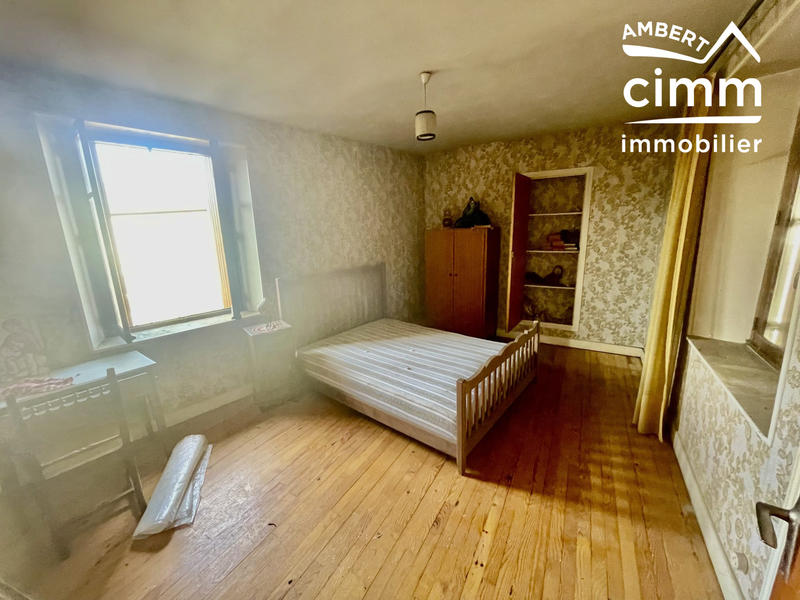 Maison - 95 m² - 5 pièces