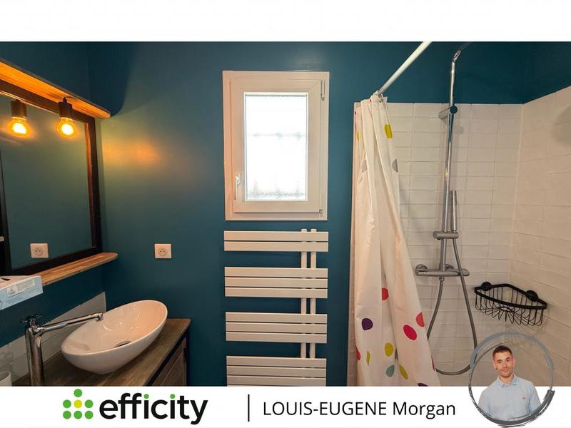 Pavillon - 136 m² - 7 pièces