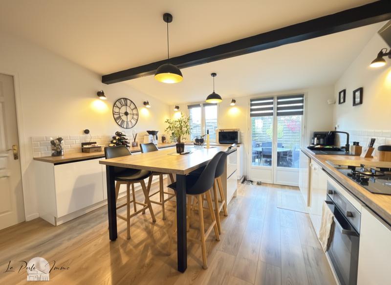 Villa - 125 m² - 8 pièces