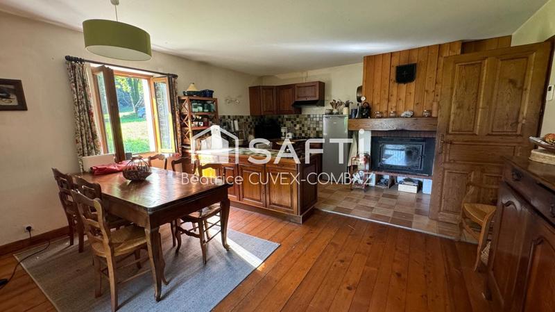 Maison - 195 m² - 7 pièces