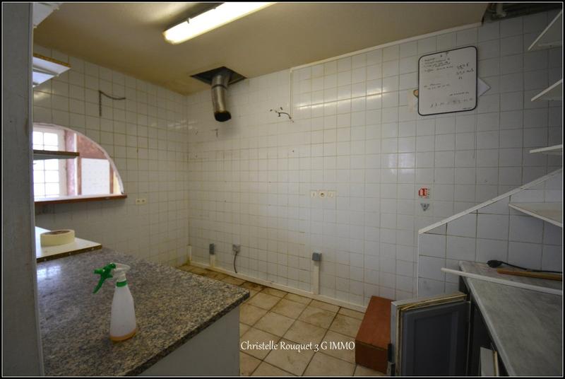 Maison - 230 m² - 7 pièces