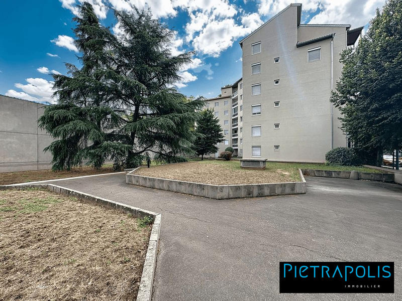 Appartement - 109 m² - 4 pièces