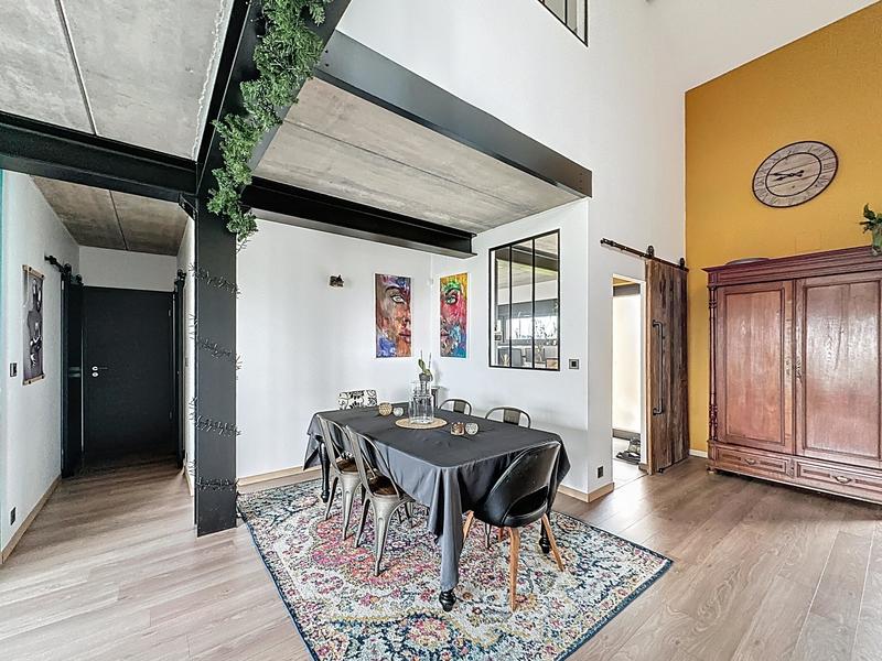 Pavillon - 185 m² - 8 pièces