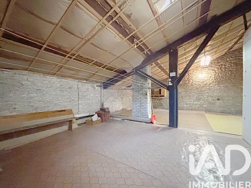 Maison - 200 m² - 8 pièces